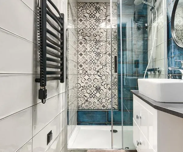 Alicja, ścisłe Centrum, Orkana 3